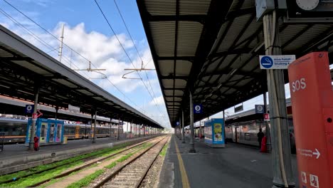 Empty-Railway-Platforms-At-Bologna-Central-Railway-station,-Italy