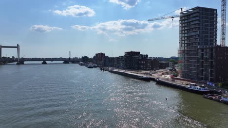 New-Building-Construction-in-Dordrecht-and-Zwijndrecht,-in-the-Dutch-province-of-South-Holland