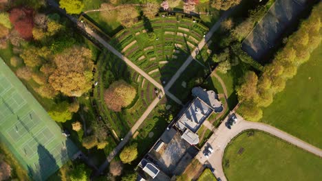 London,-Greenwich-Park---top-down-rotating-drone-shot