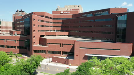 M-Health-Fairview-Centro-Médico-De-La-Universidad-De-Minnesota---East-Bank