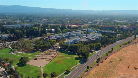 Google-Zentrale-In-Kalifornien,-Googleplex-Etabliert-Luftaufnahme
