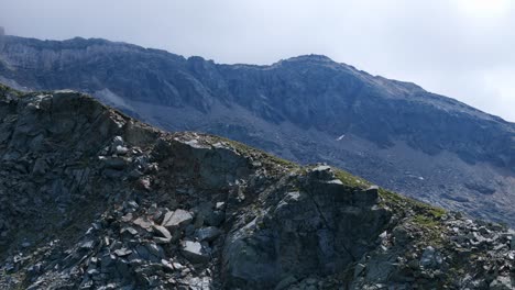 Valmalenco-mountain-ridge-of-northern-Italy-in-summer-season