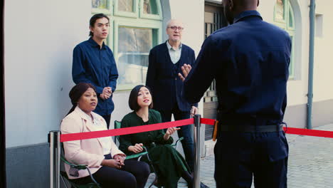 Bargain-seeking-clients-waiting-outside