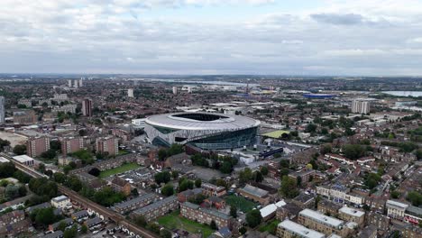 Vista-Aérea-Del-Estadio-Tottenham-Hotspur,-Sede-Del-Club-De-Primera-División-Tottenham-Hotspur-En-El-Norte-De-Londres,-Reino-Unido.