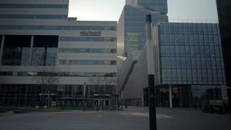 Edificio-Vacío-De-Oficinas-De-Abogados-De-Amsterdam-Zuidas-Durante-La-Pandemia-De-Covid-19