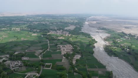 Vista-Aérea-De-Groenlandia-En-El-Distrito-De-Rodat