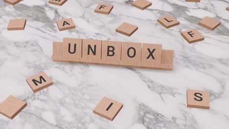 Unbox-Wort-Auf-Scrabble