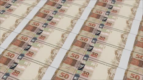 50-Billetes-Reales-Brasileños-Impresos-Por-Una-Prensa-Monetaria