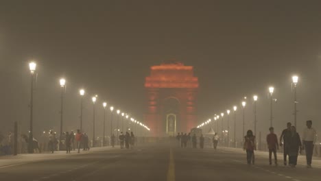 India-Gate-Zeitraffer-Nachts-Im-Winter