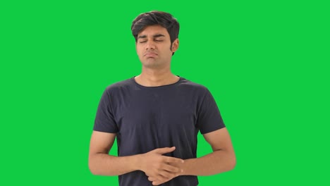 Indischer-Junge-Mit-Übersäuerung-Und-Magenproblemen,-Grüner-Bildschirm