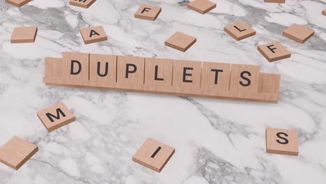 Duplikat-Wort-Auf-Scrabble