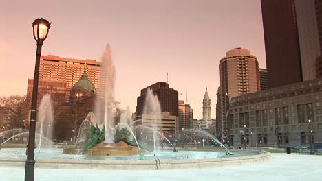 The-downtown-fountains-of-Philadelphia-with-city-hall-in-background-2
