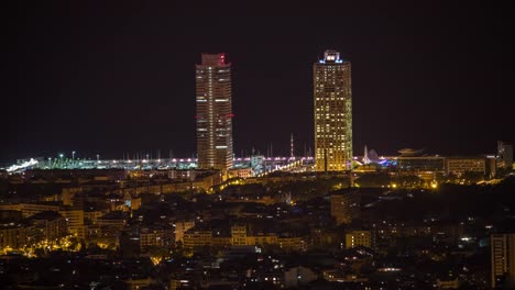 Barcelona-Tibidabo-Nachttürme-4k-00