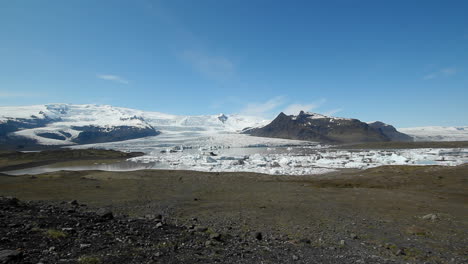Ein-Gletscher-Im-Landesinneren-Von-Island-1