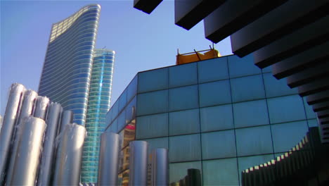 Hochhäuser-Betonen-Die-Schöne-Skyline-Von-Abu-Dhabi-In-Den-Vereinigten-Arabischen-Emiraten-1