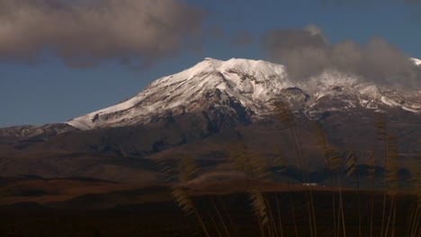 Una-Hermosa-Cordillera-En-Nueva-Zelanda