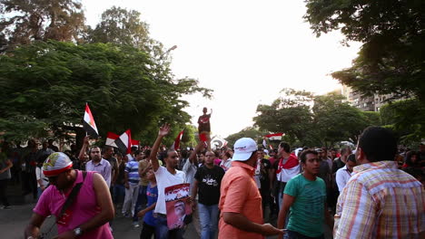 Los-Manifestantes-Marchan-En-El-Cairo-Egipto-1
