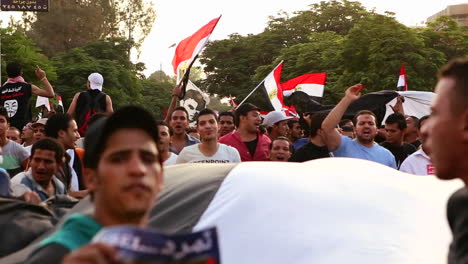 Protestors-march-in-Cairo-Egypt-2