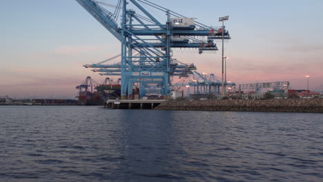 Wide-Shot-At-Sunset-Of-Los-Angeles-Port-Of-San-Pedro-4