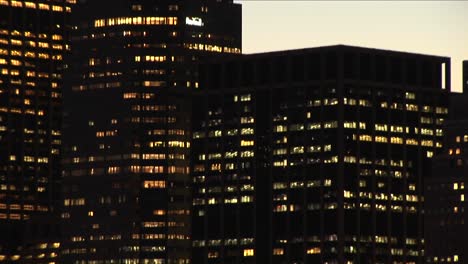 New-York-Skyline-Illuminated-With-Lights-And-The-Golden-Hour-Are-Presented-With-A-Variety-Of-Special-Effects-That-Reinforce-The-City'S-Dramatic-And-Exciting-Atmosphere