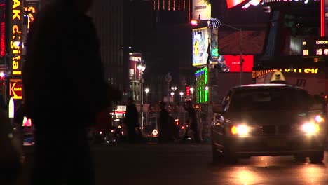 A-Busy-Intersection-In-New-York-City-After-Dark