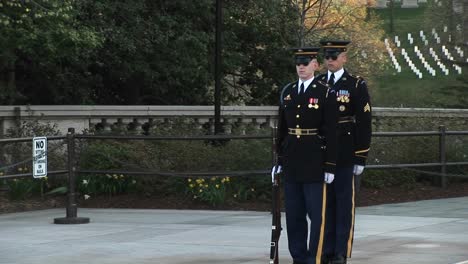 Officers-Stand-Outside-To-Protect-Monuments-In-Washington-Dc