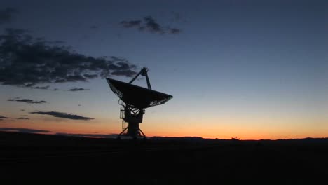 Panright-Of-An-Array-At-The-National-Radio-Astronomy-Observatory-In-New-Mexico