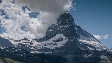 Video-de-Matterhorn-Pan-4k-01