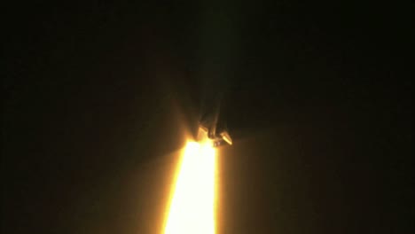 Space-Shuttle-Nachtstart