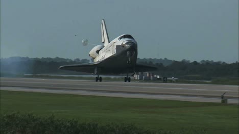 Space-Shuttle-Landung-2