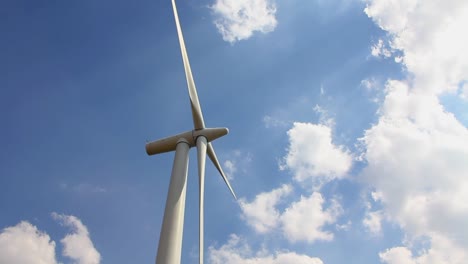 Wind-Turbine-Panning-Shot