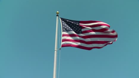 Amerikanische-Flagge-Im-Wind