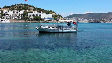 Bodrum-Water-Taxi-Leaving