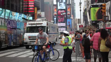 Verkehr-Im-Times-Square