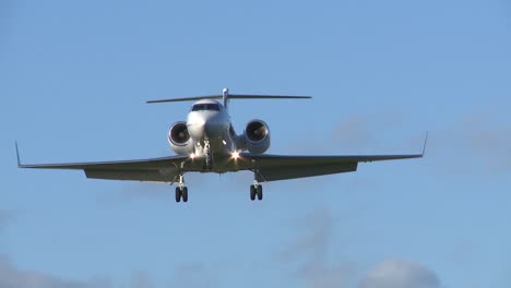 Landeanflug-Mit-Privatjet