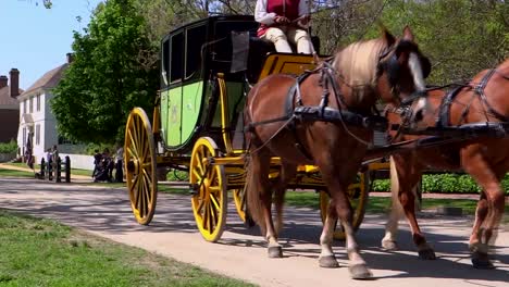 Old-World-Horse-Drawn-Carriage