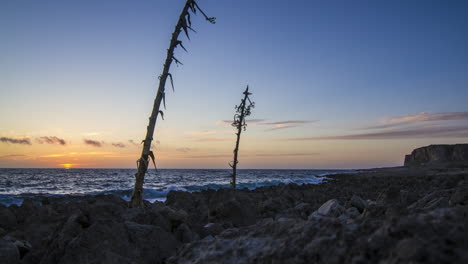 Lapso-de-tiempo-Puesta-de-sol-en-Stone-Coast