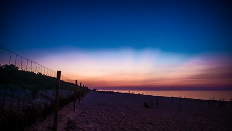 Sonnenuntergang-Am-Strand