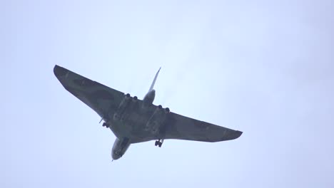 Vulcan-Bomber-Slow-Motion