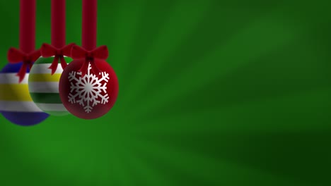 4K-Baubles-Green-Loop