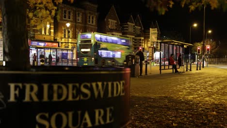 Oxford-Bus-Stop-Timelapse-4k