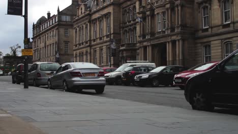 Low-angle-Timelaspe-People-on-a-Street