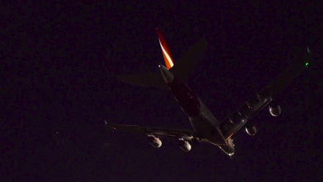 Flugzeuglandung-In-Der-Nacht