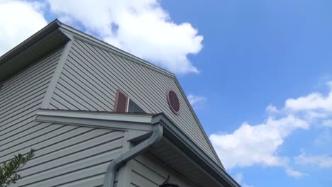 Time-Lapse-Clouds-and-House