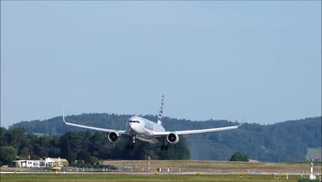 Aa-Boeing-767-Landung