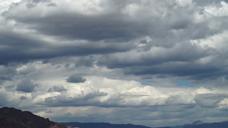 Nubes-Time-Lapse-Nubes-de-lluvia