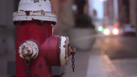 Hydranten-In-Der-Stadt