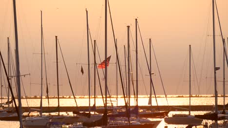 Segelschiffe-In-Chicago-Sonnenuntergang