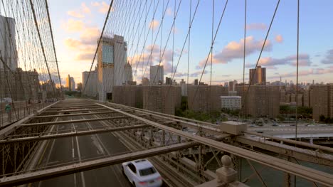 Sonnenuntergang-Von-Der-Brooklyn-Bridge-New-York