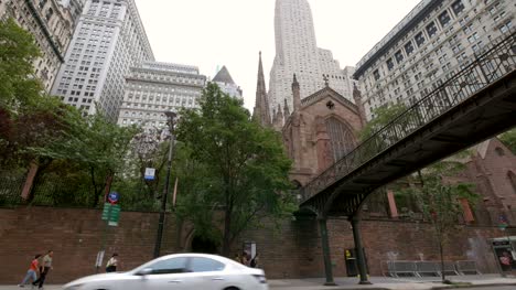 Dreifaltigkeitskirche-Wall-Street-New-York